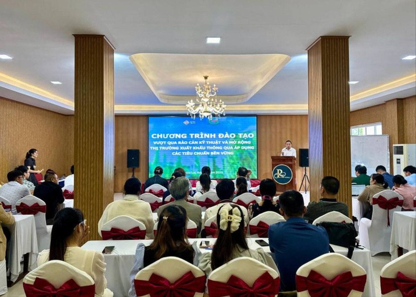 Gia Lai có hơn 60 doanh nghiệp được đào tạo áp dụng các tiêu chuẩn sản xuất bền vững